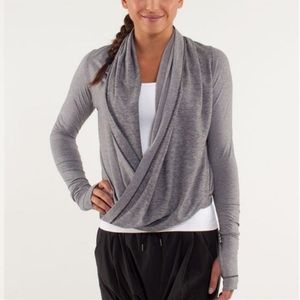 Lululemon iconic wrap